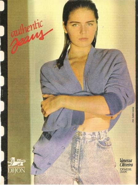 Luíza Brunet vestindo jeans clássico da Dijon